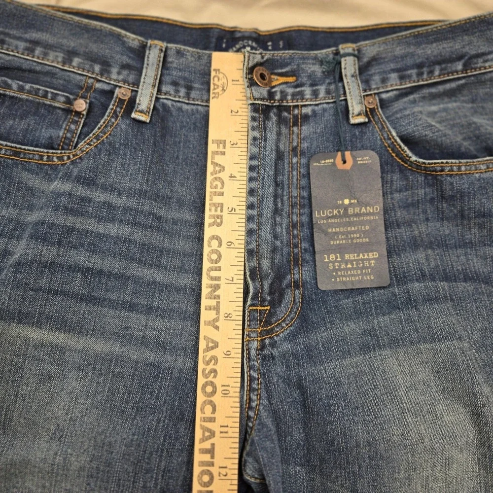 Lucky Brand 181 Relaxed Straight Mens Jeans Blue Denim 34x30 NWT